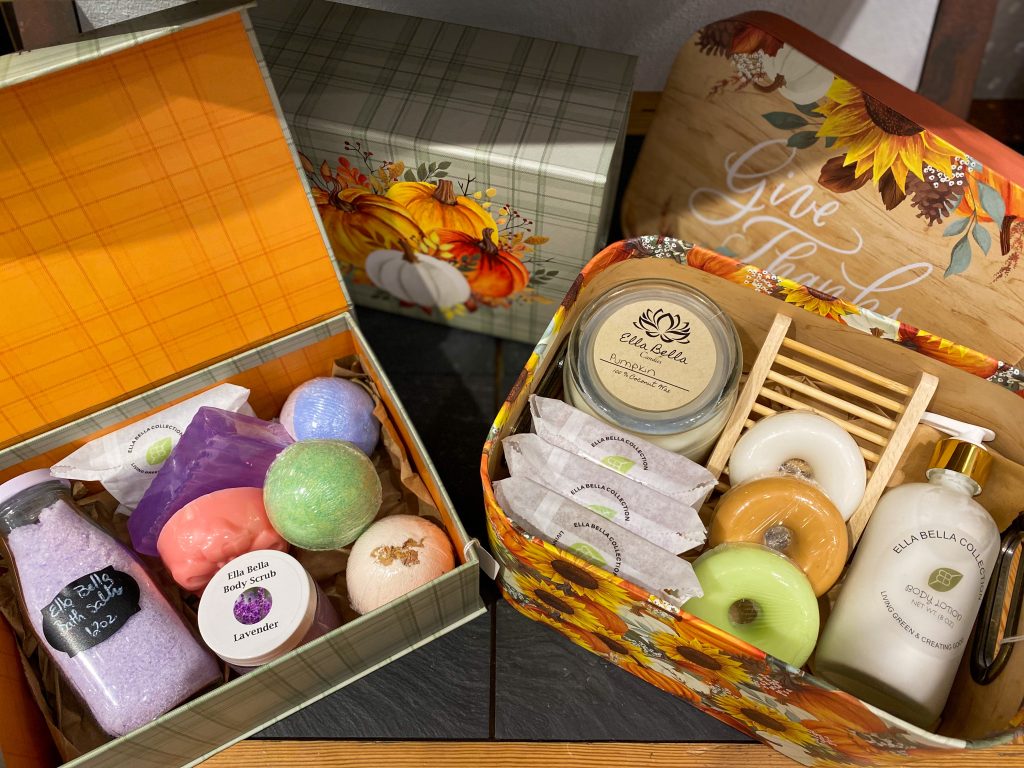 Holiday Luxe The Best SantaInspired Gifts From The Mall At Wellington